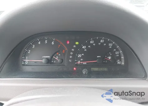 2004 Toyota Camry Le z USA, uszkodzony, nr VIN 4T1BE30K64U935692